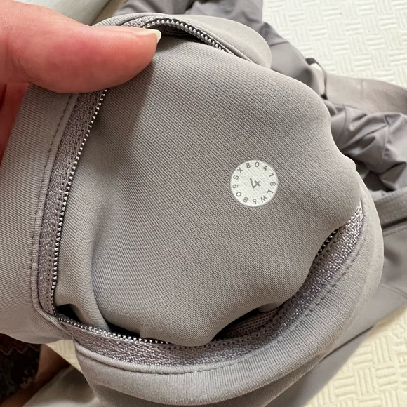 Lululemon Speed Up Tight * Metallic 28" (MATCHING SET IN OTHER LISTING) - Picture 9 of 11